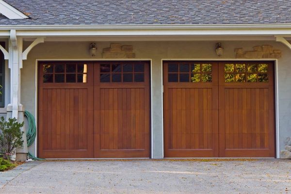 residential garage door installation and repair in Central Arkansas by Harmon Overhead Door